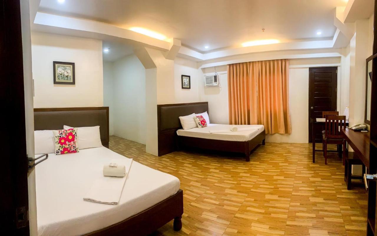OYO 696 Jurias Garden Hotel El Nido Exterior foto
